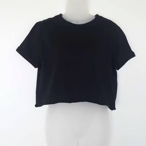 Women's Forever 21 Black Crop Tee